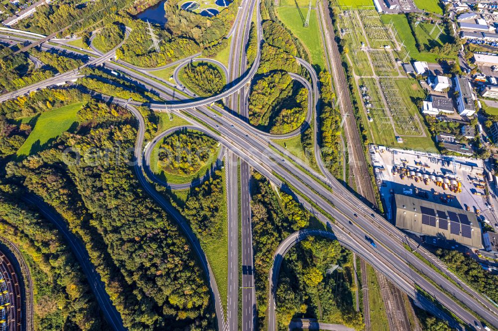 Dortmund from above - Routing and traffic lanes during the exit federal highway B236 in the district Alt-Scharnhorst in Dortmund in the state North Rhine-Westphalia, Germany