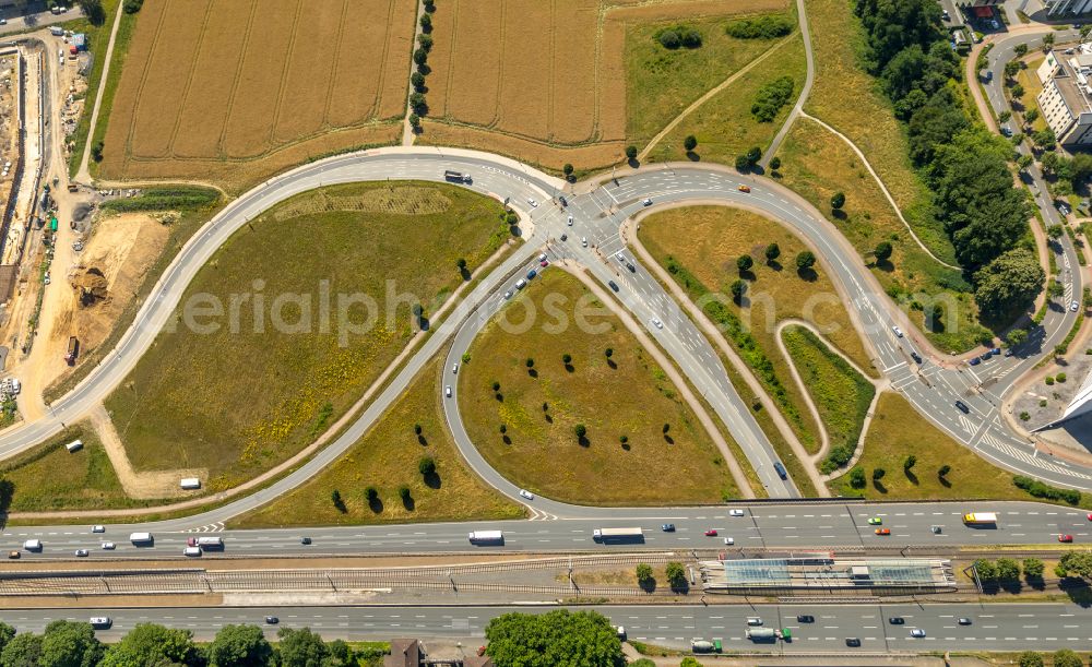 Dortmund from above - Routing and traffic lanes during the exit federal highway B1 in the district Aplerbeck in Dortmund in the state North Rhine-Westphalia, Germany