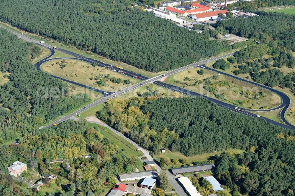 Aerial photograph Wriezen - Routing and traffic lanes during the exit federal highway B167 to the L33 in Wriezen in the state Brandenburg, Germany