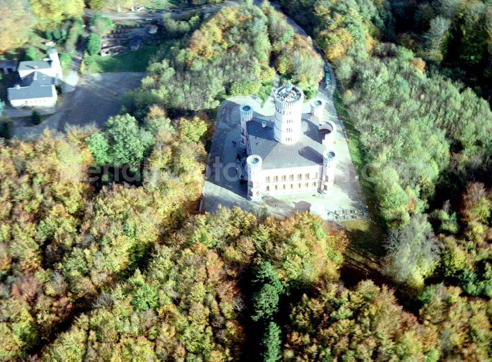 Granitz auf Rügen / MV from the bird's eye view: Fertig rekonstruiertes Jagdschloß Granitz auf Rügen.