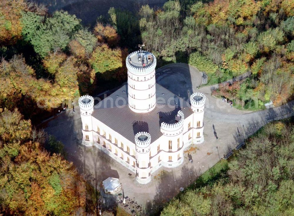 Granitz auf Rügen / MV from the bird's eye view: Fertig rekonstruiertes Jagdschloß Granitz auf Rügen.