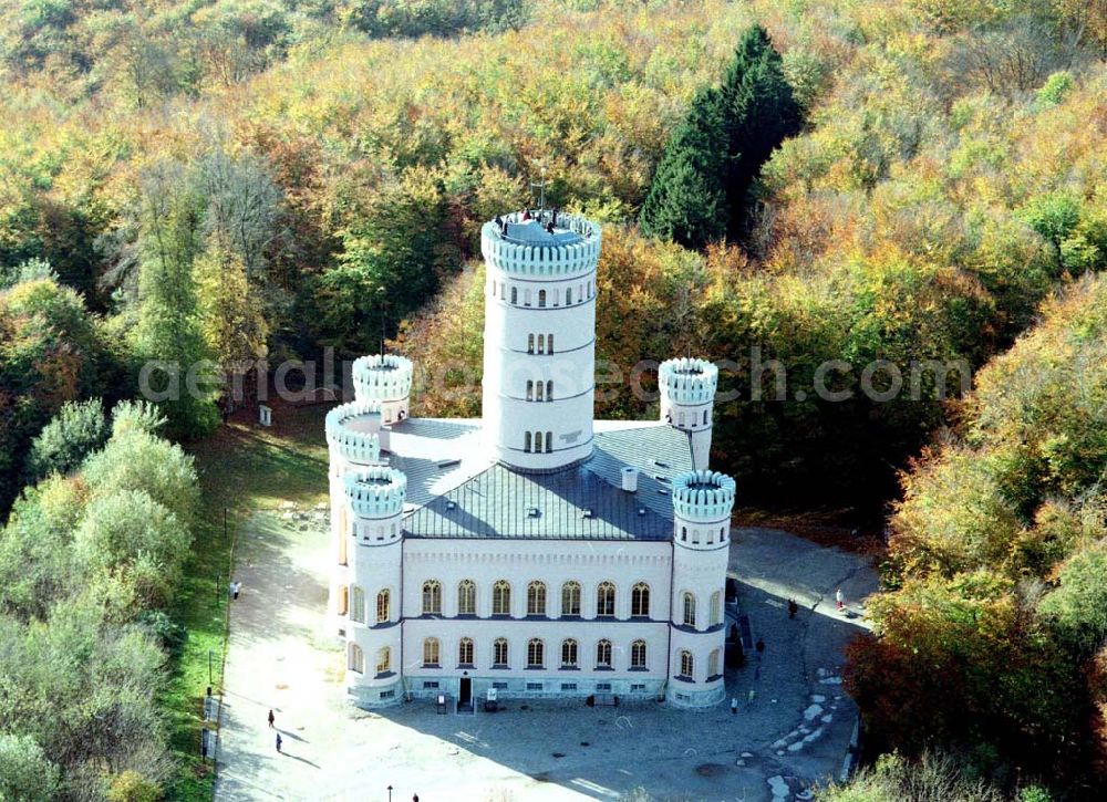 Granitz auf Rügen / MV from the bird's eye view: Fertig rekonstruiertes Jagdschloß Granitz auf Rügen.