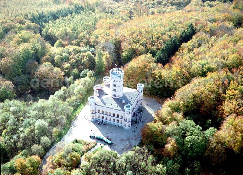 Granitz auf Rügen / MV from above - Fertig rekonstruiertes Jagdschloß Granitz auf Rügen.