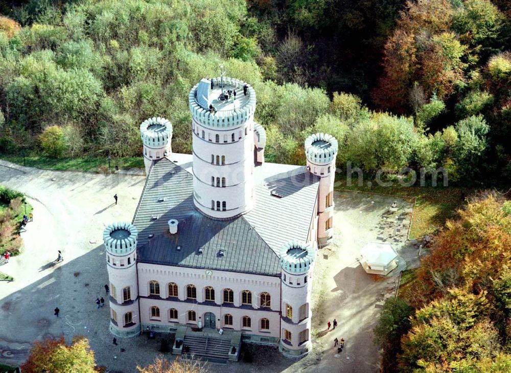 Granitz auf Rügen / MV from above - Fertig rekonstruiertes Jagdschloß Granitz auf Rügen.