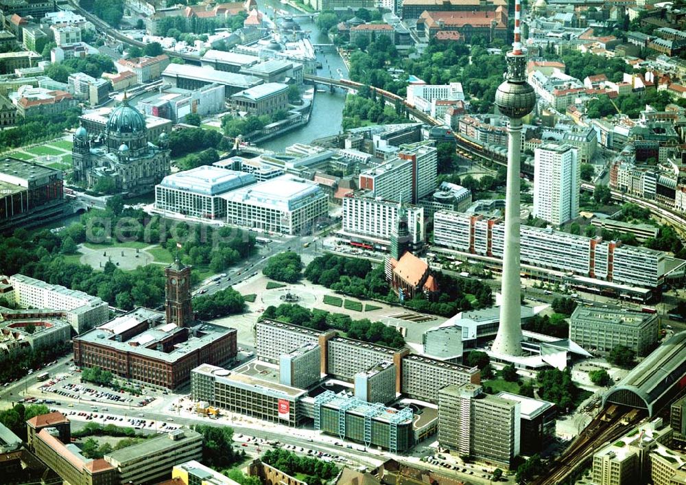 Aerial photograph Berlin - Fertig umgebaute Rathauspassagen der WBM am Roten Rathaus unmittelbar am Berliner Fernsehturm in Berlin-Mitte.