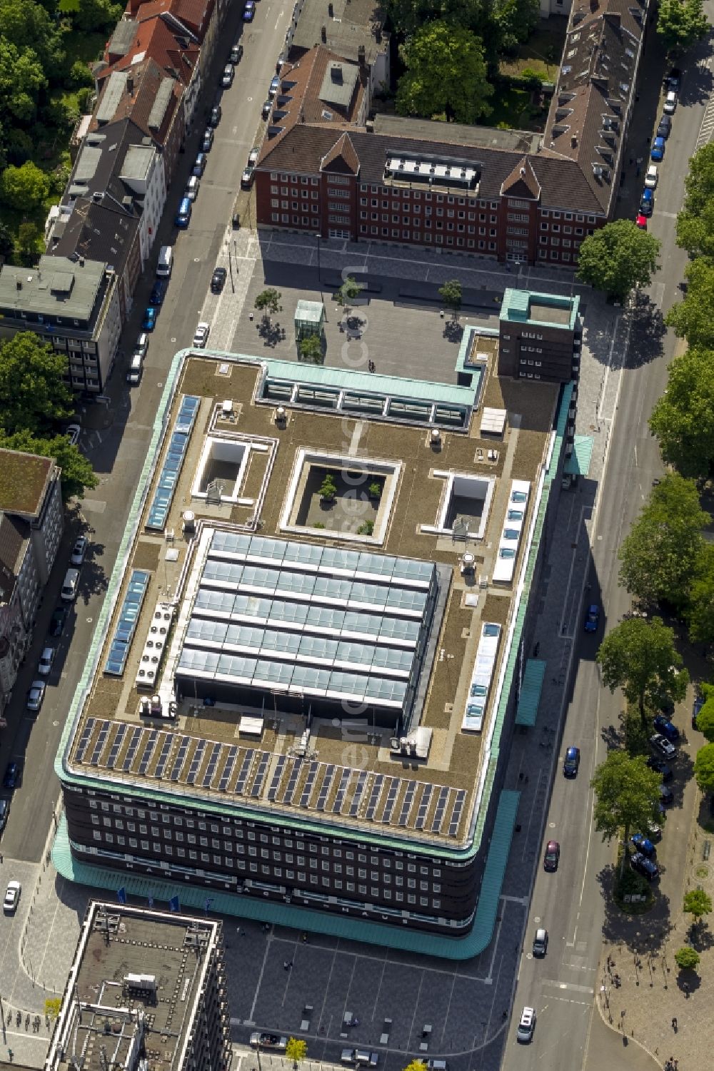 Gelsenkirchen from the bird's eye view: Renovation and reconstruction of Hans Sachs House, the Town Hall in Gelsenkirchen in North Rhine-Westphalia NRW