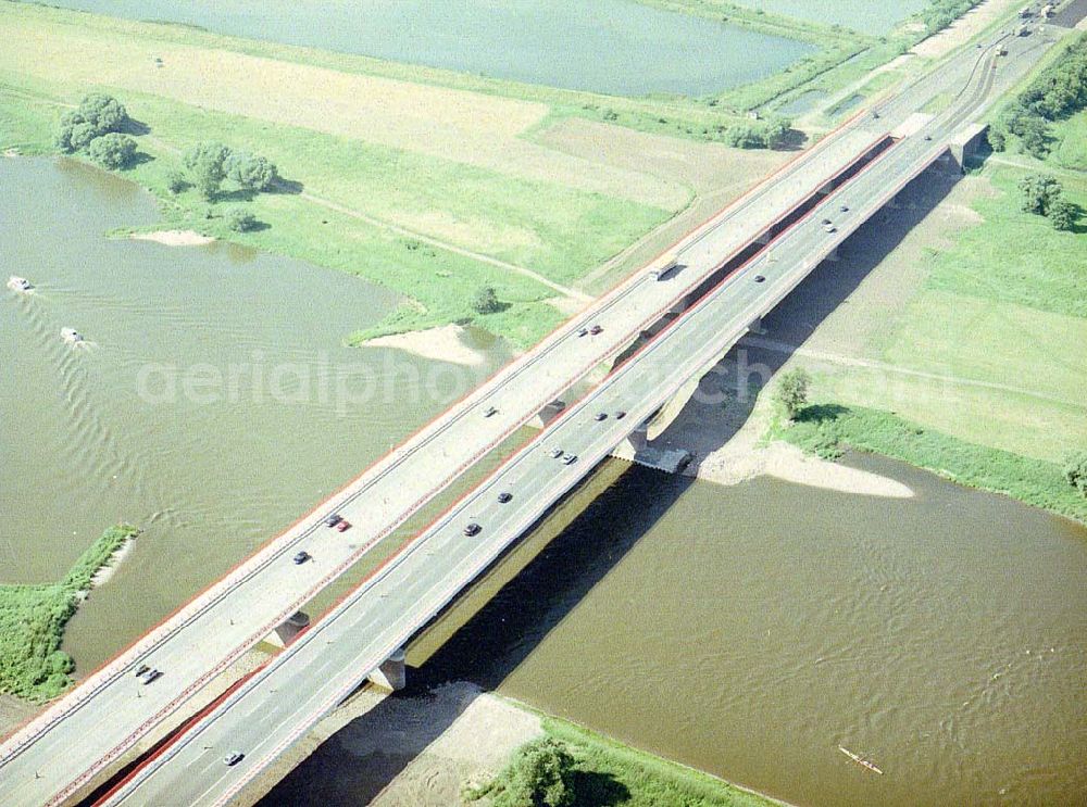 Vockerode from above - fertige Autobahnbrücke über die Elbe bei Vockerode.