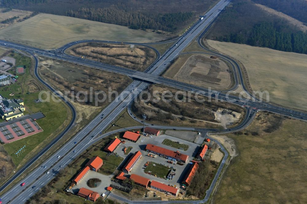 Aerial image Rangsdorf - Finished construction of the expansion slope at the Berliner Ring motorway A10 - E30 at the exit to the main road B96 near Rangsdorf in Brandenburg