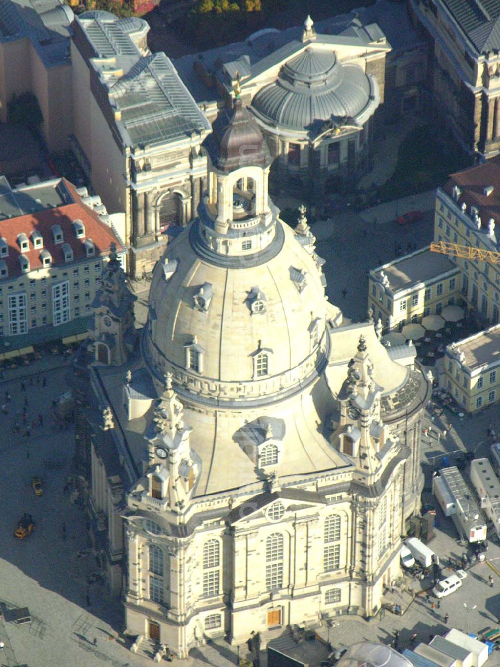 Aerial photograph Dresden (Sachsen) - : Fertig wiederaufgebaute Frauenkirche in Dresden am Tage vor der Weihe..