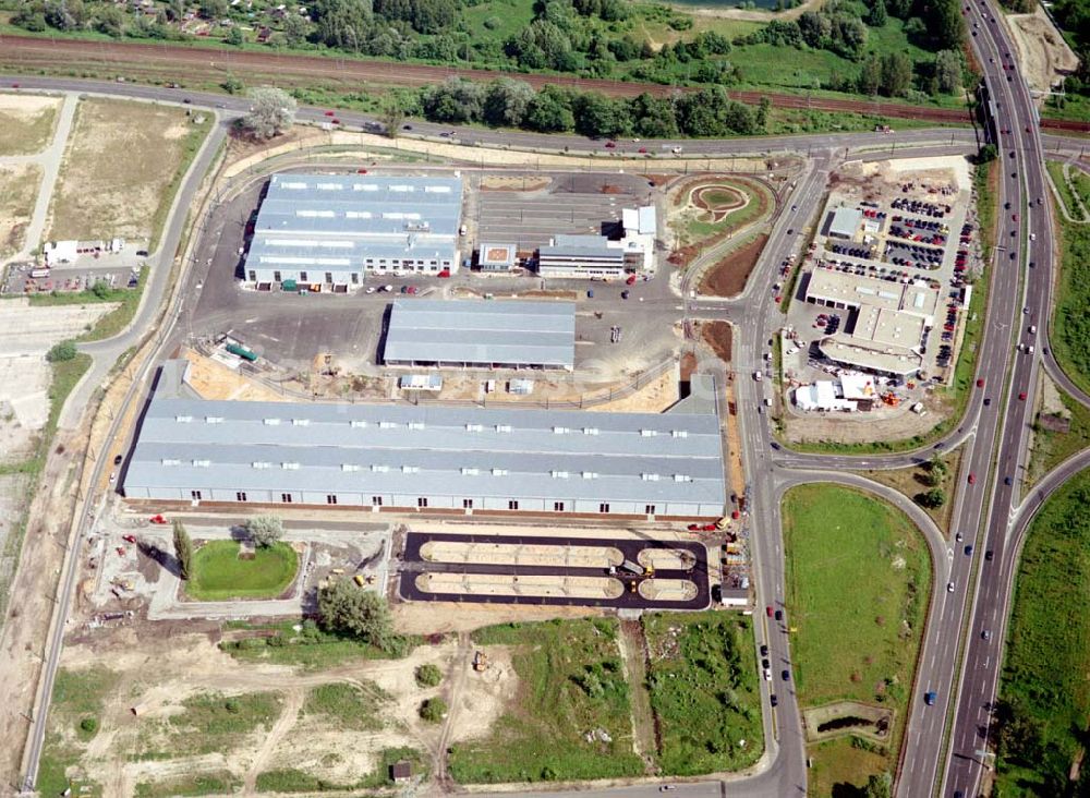 Aerial image Potsdam - Fertiger Betriebshofes der ViP Verkehrsbetrieb Potsdam GmbH im Gewerbegebiet Babelsberg an der Nuthestraße / Wetzlarer Straße in Potsdam - Babelsberg.