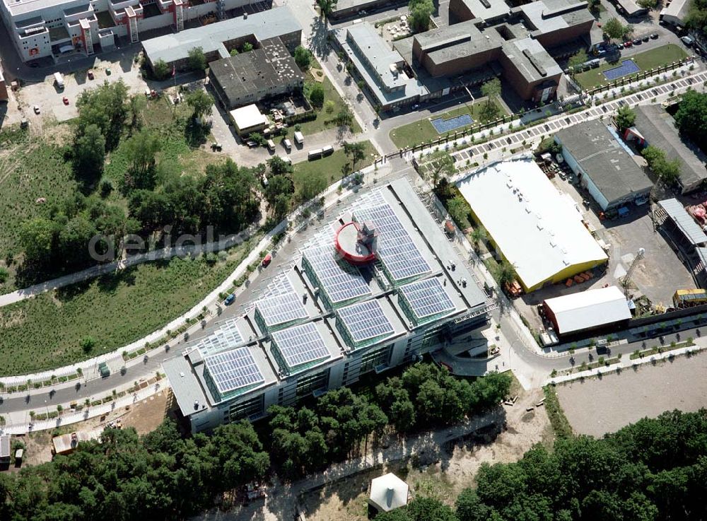 Potsdam / BRB from above - Fertiger Neubau der Hochschule für Film und Fernsehen im Medienpark Babelsberg.