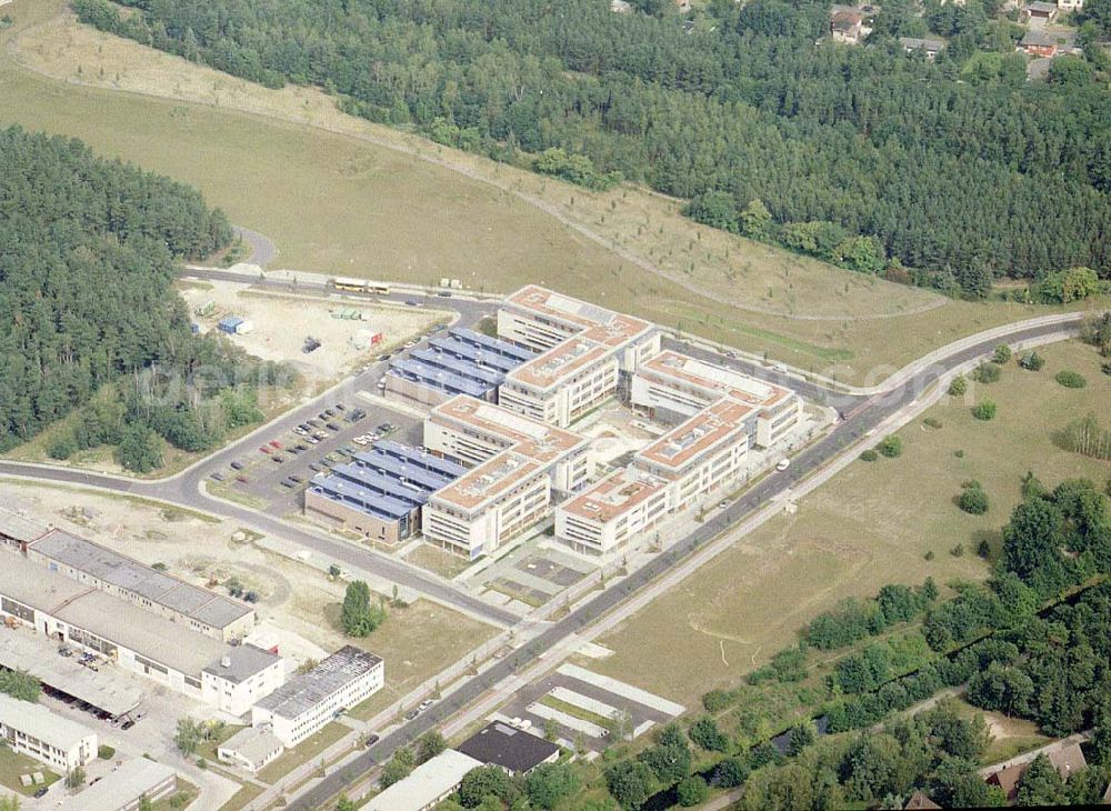 Berlin - Köpenick from above - Fertiger Neubaukomplex im Innovationszentrum Wuhlheide in Berlin - Köpenick.