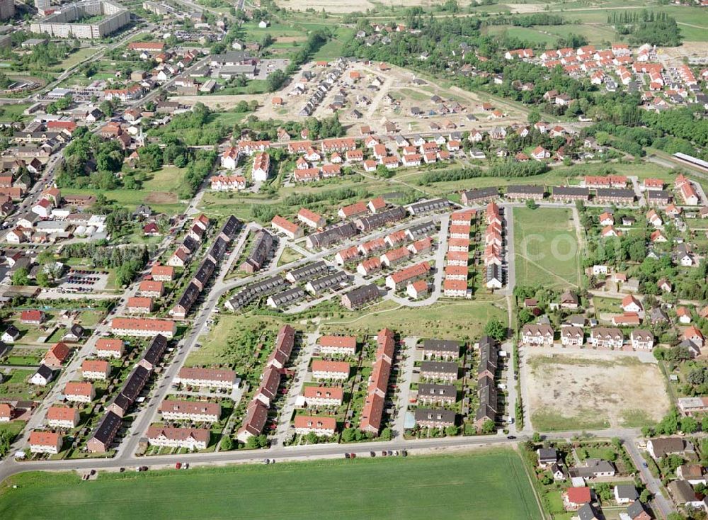 Aerial image Ahrensfelde / Brandenburg - Fertiger Wohnpark am Ahrensfelder Dreieck der Stoffel - Holding. Datum: 15.05.03