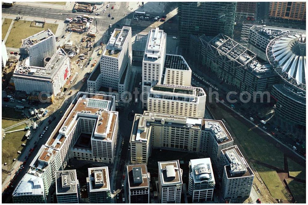 Aerial image Berlin / Tiergarten - Fertiges Areal des BEISHEIM-Centers am Potsdamer Platz / Leipziger Platz in Berlin Mitte-Tiergarten.