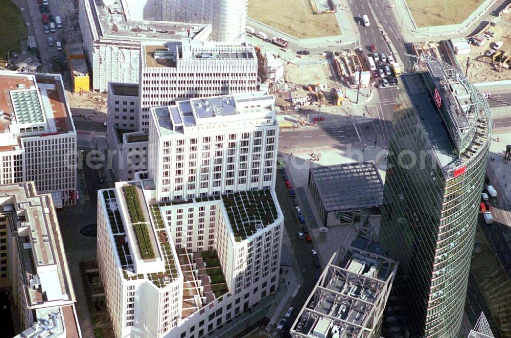 Berlin / Tiergarten from above - Fertiges Areal des BEISHEIM-Centers am Potsdamer Platz / Leipziger Platz in Berlin Mitte-Tiergarten.