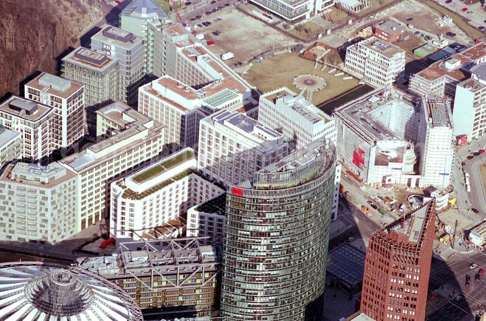 Aerial image Berlin / Tiergarten - Fertiges Areal des BEISHEIM-Centers am Potsdamer Platz / Leipziger Platz in Berlin Mitte-Tiergarten.