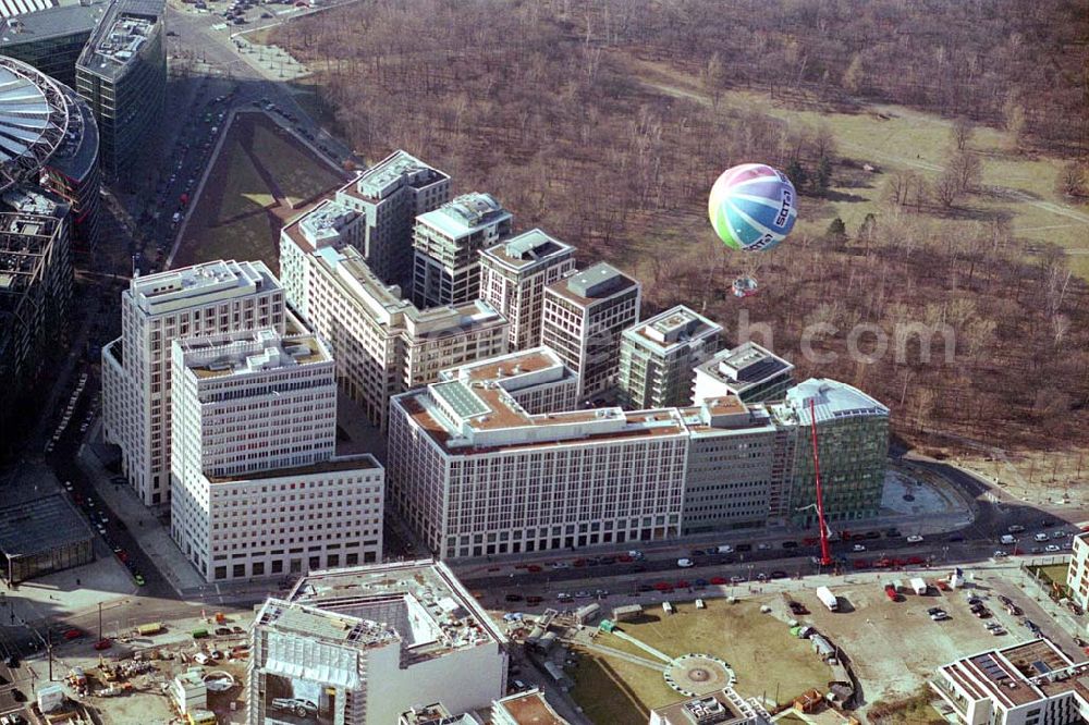 Berlin / Tiergarten from the bird's eye view: Fertiges Areal des BEISHEIM-Centers am Potsdamer Platz / Leipziger Platz in Berlin Mitte-Tiergarten.