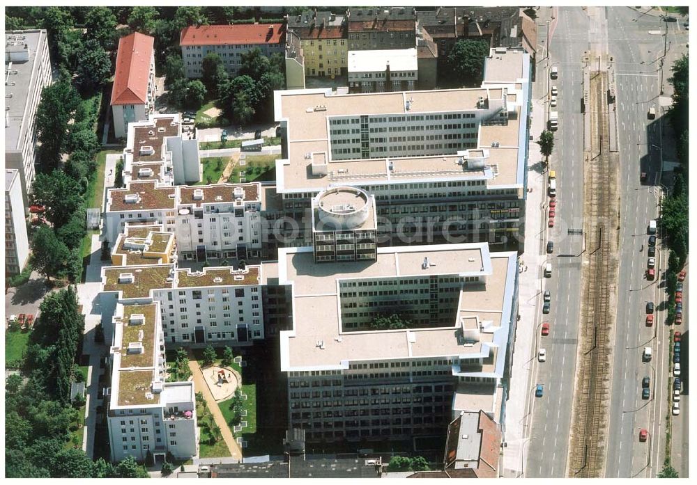 Aerial photograph Berlin - Lichtenberg - Fertiggestellte Möllendorfpassagen der Bayerischen Hausbau in der Möllendorfstraße in Berlin-Lichtenberg.