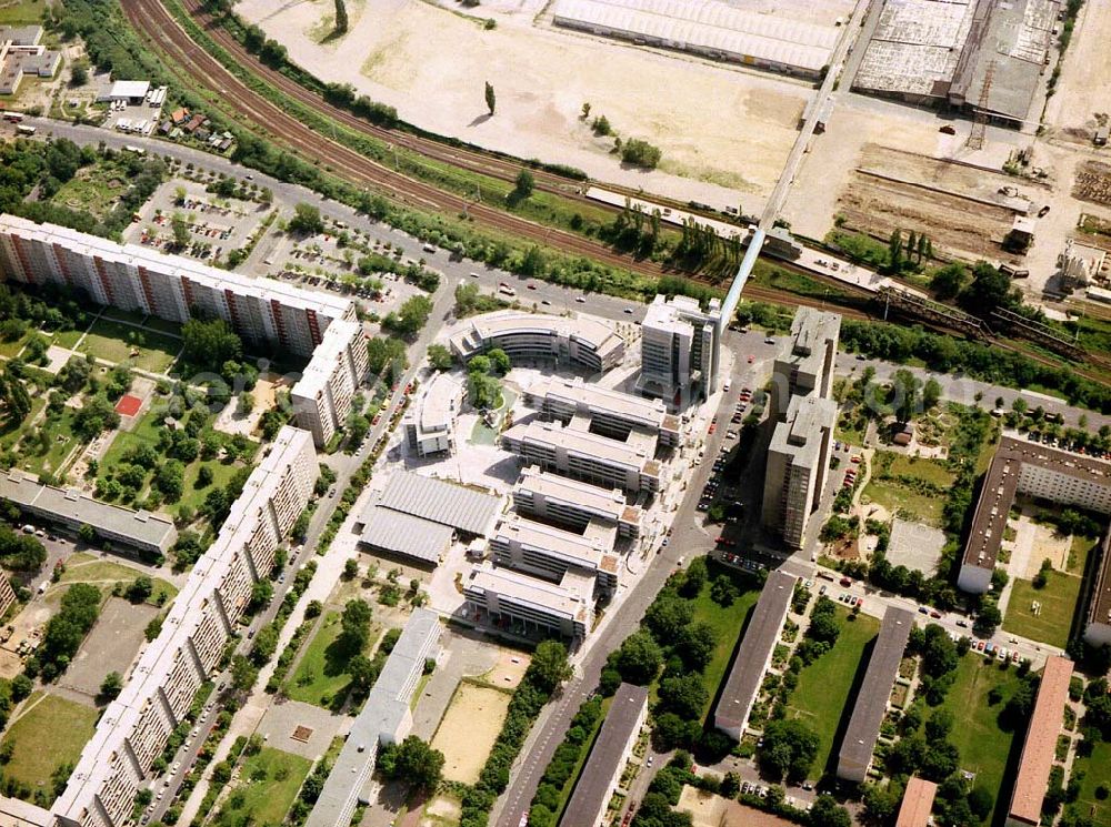 Aerial photograph Berlin - Lichtenberg - Fertiggestellter Storkower Bogen in der Storkower Straße 207 in Berlin-Lichtenberg.