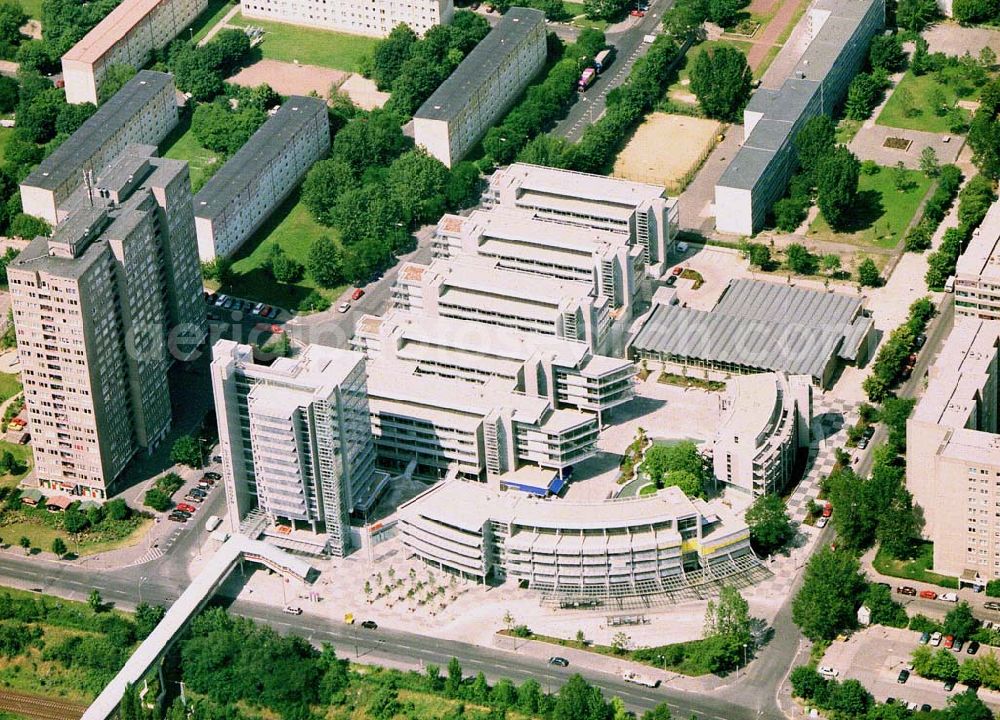 Aerial image Berlin - Lichtenberg - Fertiggestellter Storkower Bogen in der Storkower Straße 207 in Berlin-Lichtenberg.