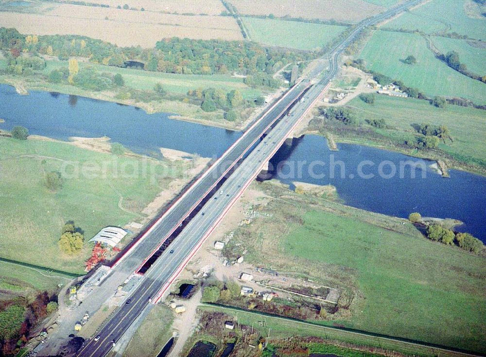 Vockerode bei Dessau from the bird's eye view: Fertigstellung der Elbbrücke Vockerode bei Dessau in Sachsen-Anhalt.