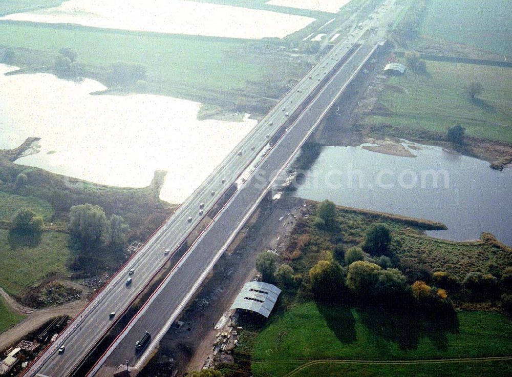 Vockerode bei Dessau from the bird's eye view: Fertigstellung der Elbbrücke Vockerode bei Dessau in Sachsen-Anhalt.