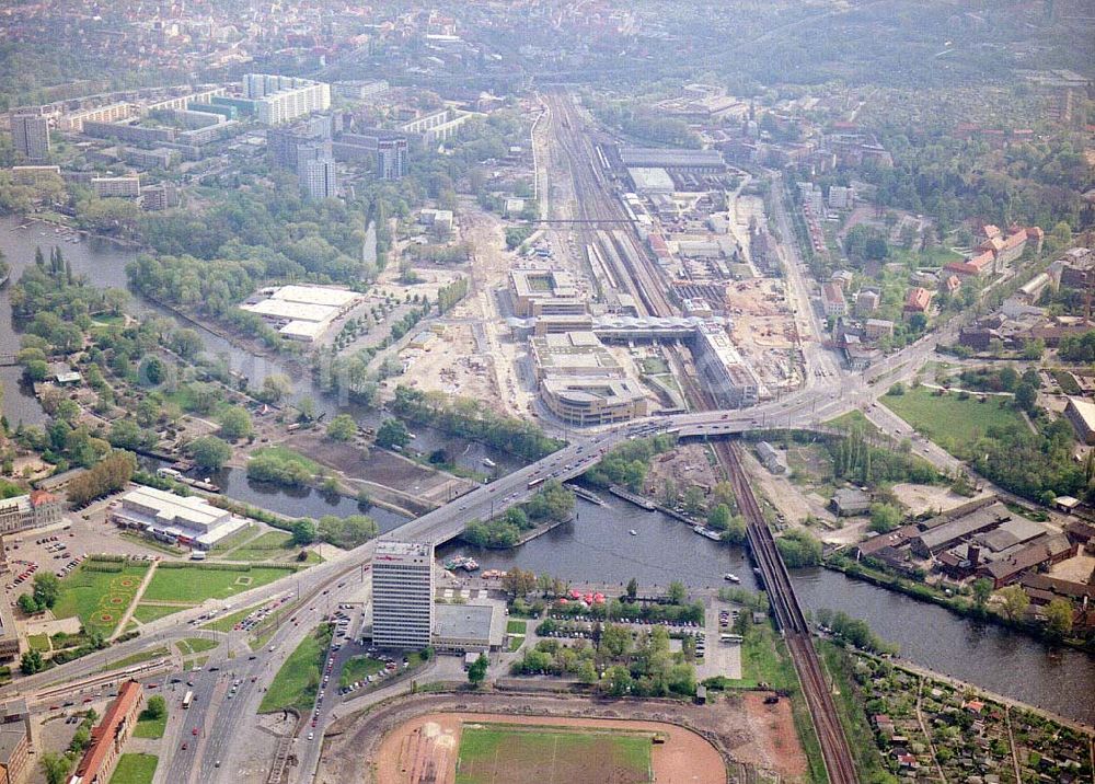 Aerial image Potsdam - BRA - Fertigstellung des Potsdam-Centers in Potsdam.