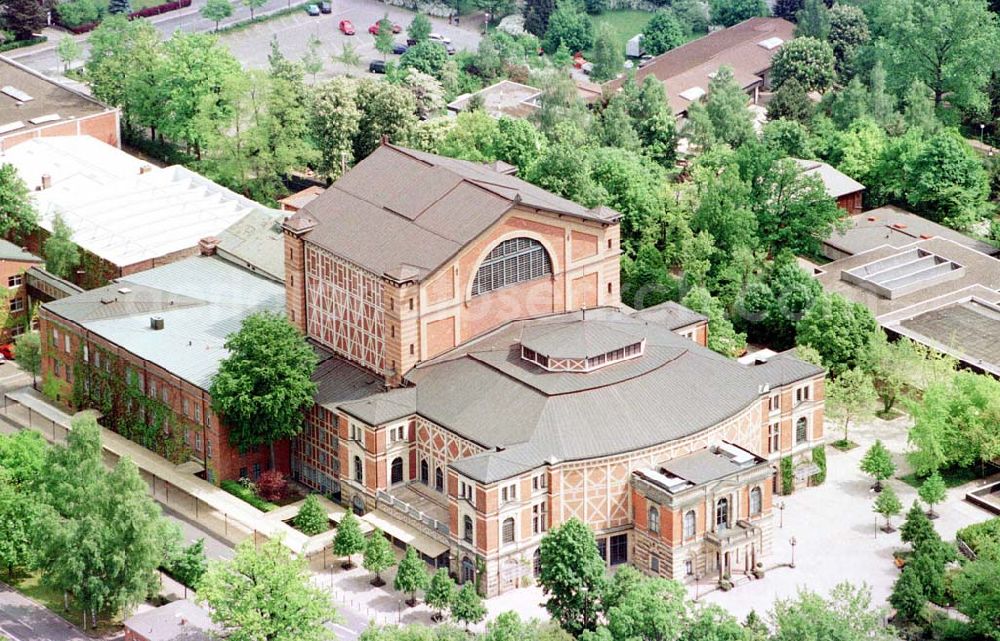 Bayreuth / Bayern from the bird's eye view: Festspielhaus am Festspielhügel 2 in 95444 Bayreuth.