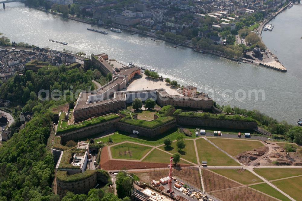 Aerial image Koblenz - Fortress Ehrenbreitstein at the confluence of the Rhine and Mosel called Deutsches Eck with a view of the Kaiser Wilhelm I. Memorial in Koblenz in Rhineland-Palatinate