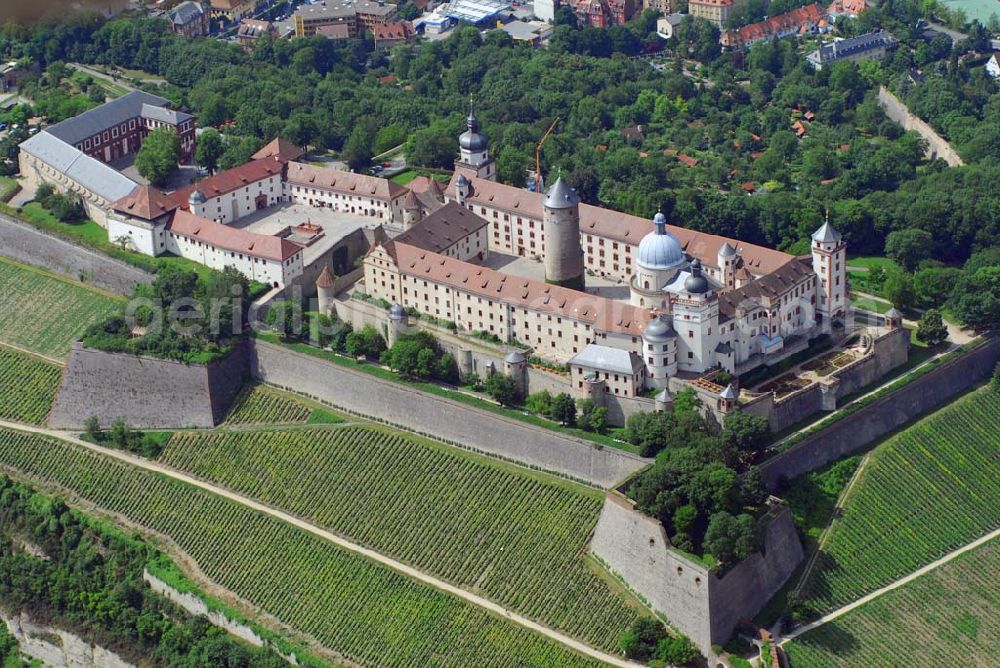 Aerial photograph Würzburg - Blick auf die Festung Marienberg mit dem Fürstenbaumuseum. Adresse: Festung Marienberg Nr. 239, 97082 Würzburg. Tel.: (0931) 355 17-50 Weitere Informationen zu erhalten bei der Schloß- und Gartenverwaltung Würzburg im Residenzplatz 2 Tor B in Würzburg.