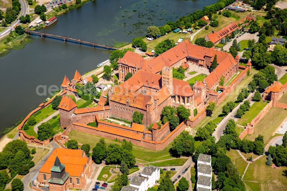 Malbork Marienburg from above - Fortress of Ordensburg Marienburg in Malbork Marienburg in Pomorskie, Poland