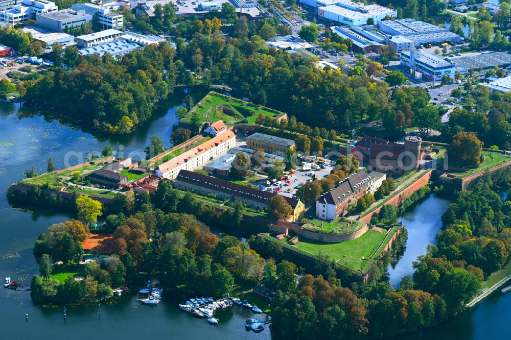 Berlin from the bird's eye view: Fortress complex Zitadelle Spandau with a star-shaped park on the Juliusturm in the district Haselhorst in Berlin, Germany