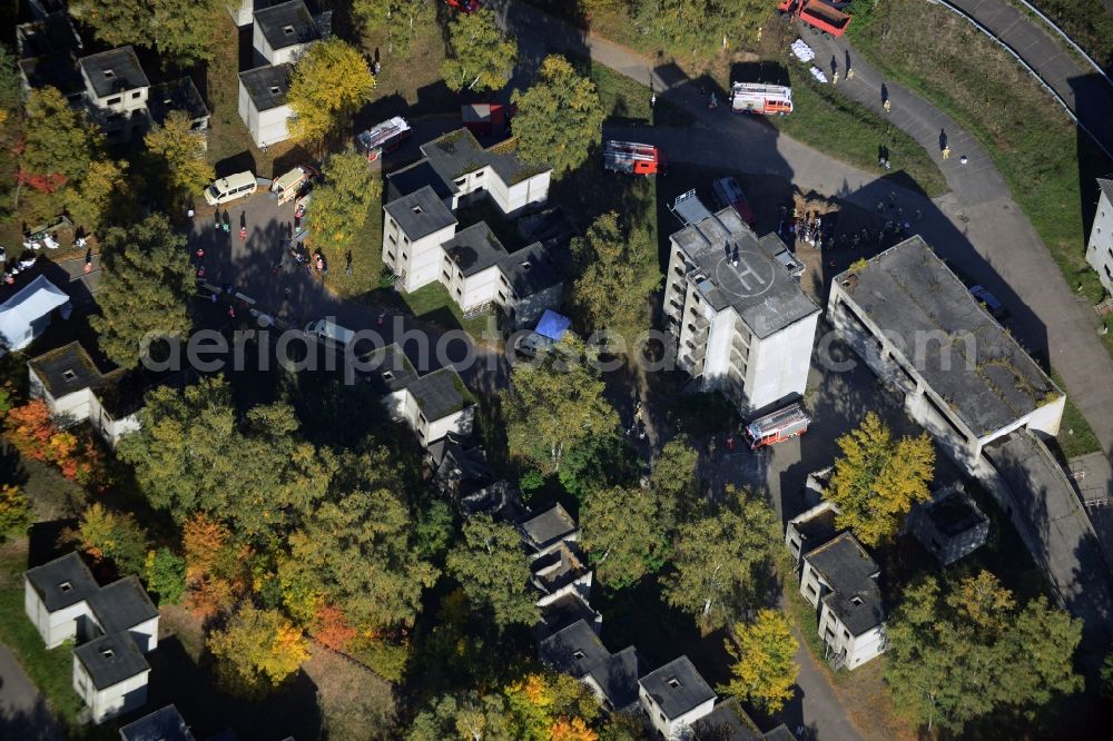 Aerial image Berlin - Firemen and police practice in the former City Fighting in Ruhleben in Berlin