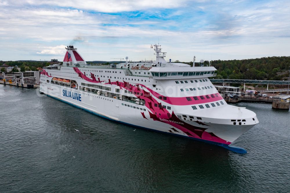 Aerial photograph Mariehamn - Anchored and moored ferry in the harbor Silja Line Galaxy in Mariehamn in Mariehamns stad, Aland