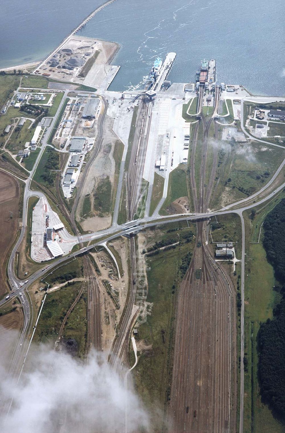 Mukran / Rügen - Mecklenburg-Vorpommern from above - Fährhafen Mukran auf Rügen.