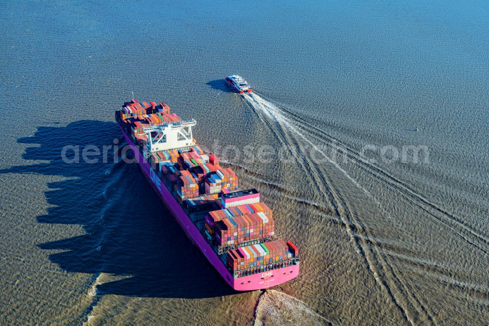 Aerial photograph Glückstadt - Ferry ship Halunder Jet on the Elbe in Glueckstadt in the state Schleswig-Holstein, Germany