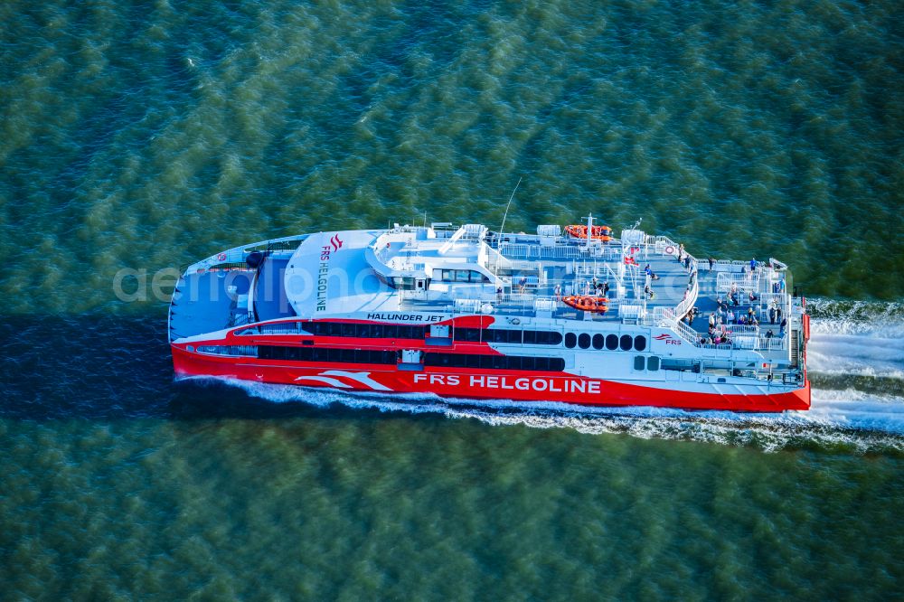 Aerial photograph Brunsbüttel - Ferry ship Halunder Jet on the Elbe in Glueckstadt in the state Schleswig-Holstein, Germany