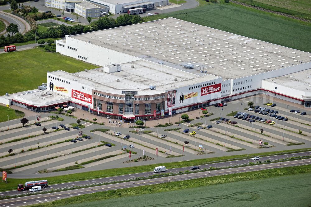 Aerial image Magdeburg - Blick auf das Möbelhaus Höffner in Magdeburg-Pfahlberg. Das Einrichtungshaus wurde 1996 errichtet und 2007 umgebaut und ist das größte Möbelhaus Magdeburgs. View of the furniture store Höffner in Magdeburg-Pfahlberg. The store was built in 1996 and rebuilt in 2007 and is the largest furniture store Magdeburg. Kontakt: Höffner Möbelgesellschaft GmbH & Co. KG, Am Pfahlberg 8, 39128 Magdeburg, Telefon: (0391) 28 91-0;