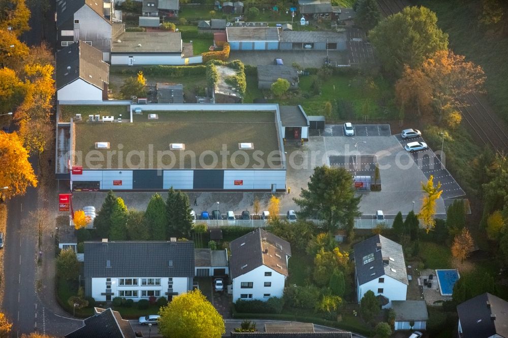 Gladbeck from above - Branch of Penny-Market in the autumnal Zweckel part along Feldhauser Strasse in Gladbeck in the state of North Rhine-Westphalia