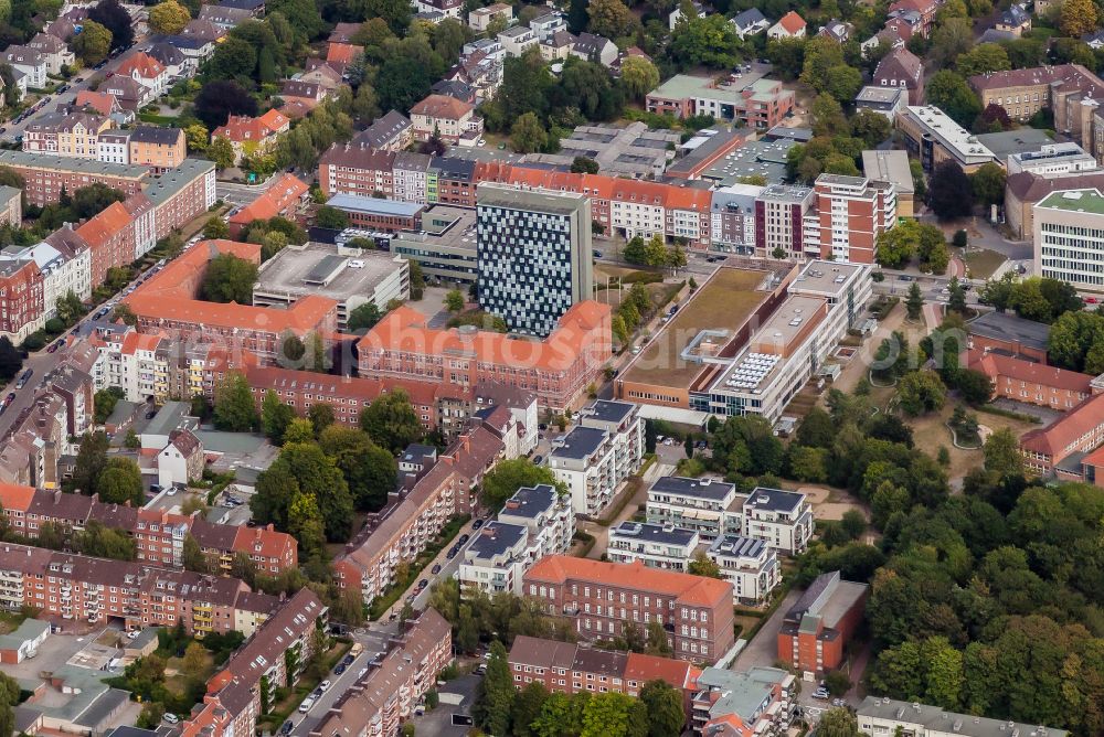 Aerial photograph Kiel - Tax office in the Brunswik district of Kiel in the state Schleswig-Holstein, Germany