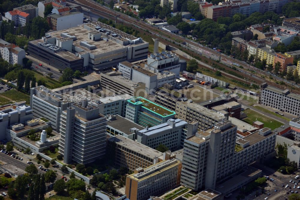 Aerial photograph Berlin - View to Company location of the Bayer Schering Pharma in the Wedding district of Berlin