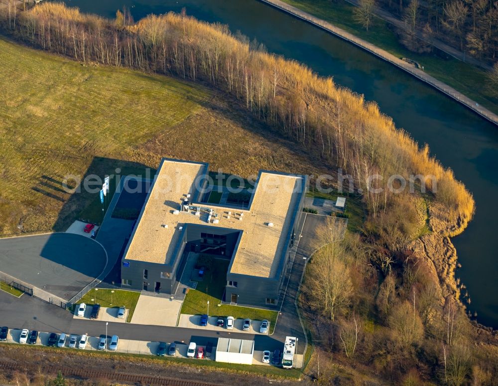 Aerial image Hattingen - Company building of Vector Tub GmbH on the riverbank of the Ruhr in Hattingen in the state of North Rhine-Westphalia