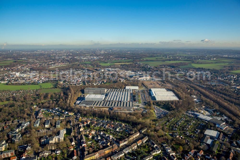 Aerial image Bochum - Company grounds and facilities of Adam Opel AG works Bochum II and III in the East of Bochum in the state of North Rhine-Westphalia