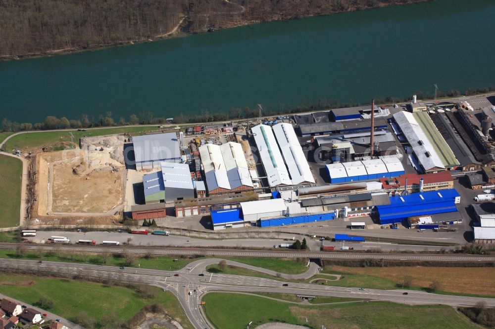 Rheinfelden (Baden) from above - Company grounds and facilities of Rheinfelden Alloys GmbH & Co. KG at the Rhine river in Rheinfelden (Baden) in the state Baden-Wuerttemberg, Germany