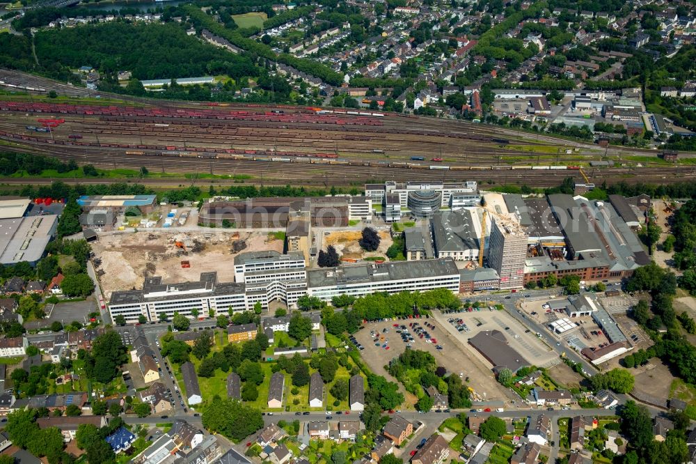 Aerial image Oberhausen - Premises of BABCOCK manufacturing center GmbH with warehouses, corporate buildings and production facilities in Oberhausen in North Rhine-Westphalia