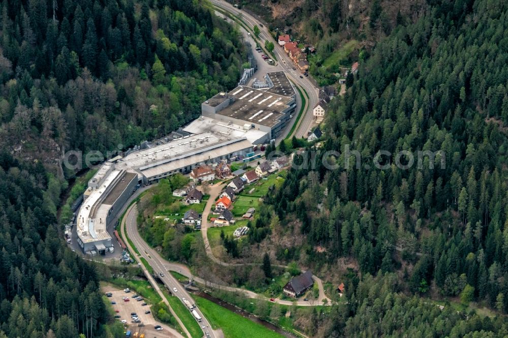 Aerial photograph Schiltach - Company grounds and facilities of BBS GmbH (Alufelgen) in Schiltach in the state Baden-Wurttemberg, Germany