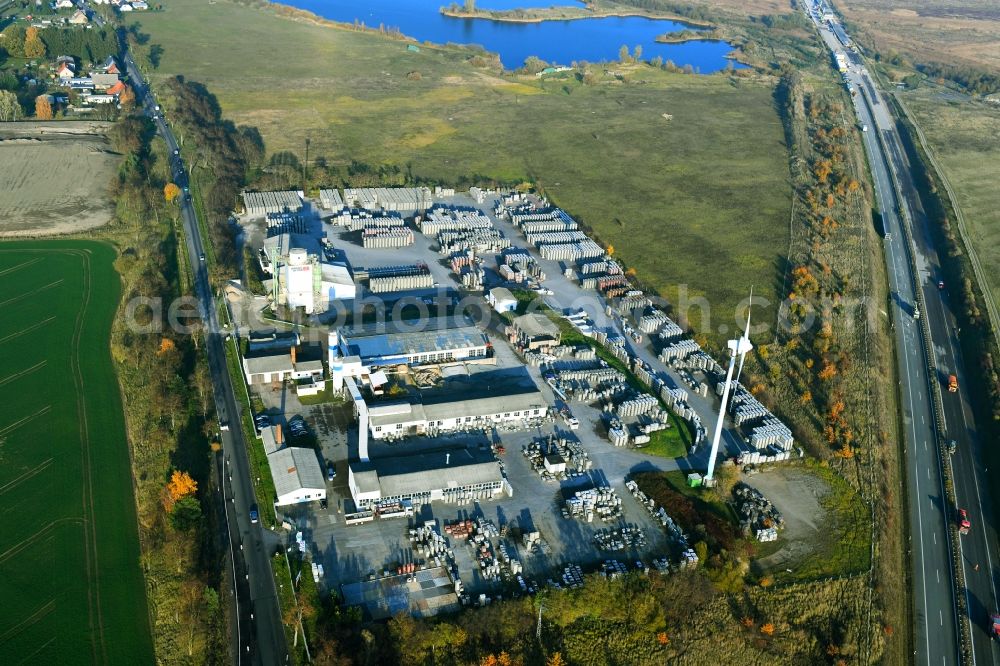 Lindholz from above - Company grounds and facilities of BERDING BETON GmbH on Breesener Strasse in Lindholz in the state Mecklenburg - Western Pomerania, Germany