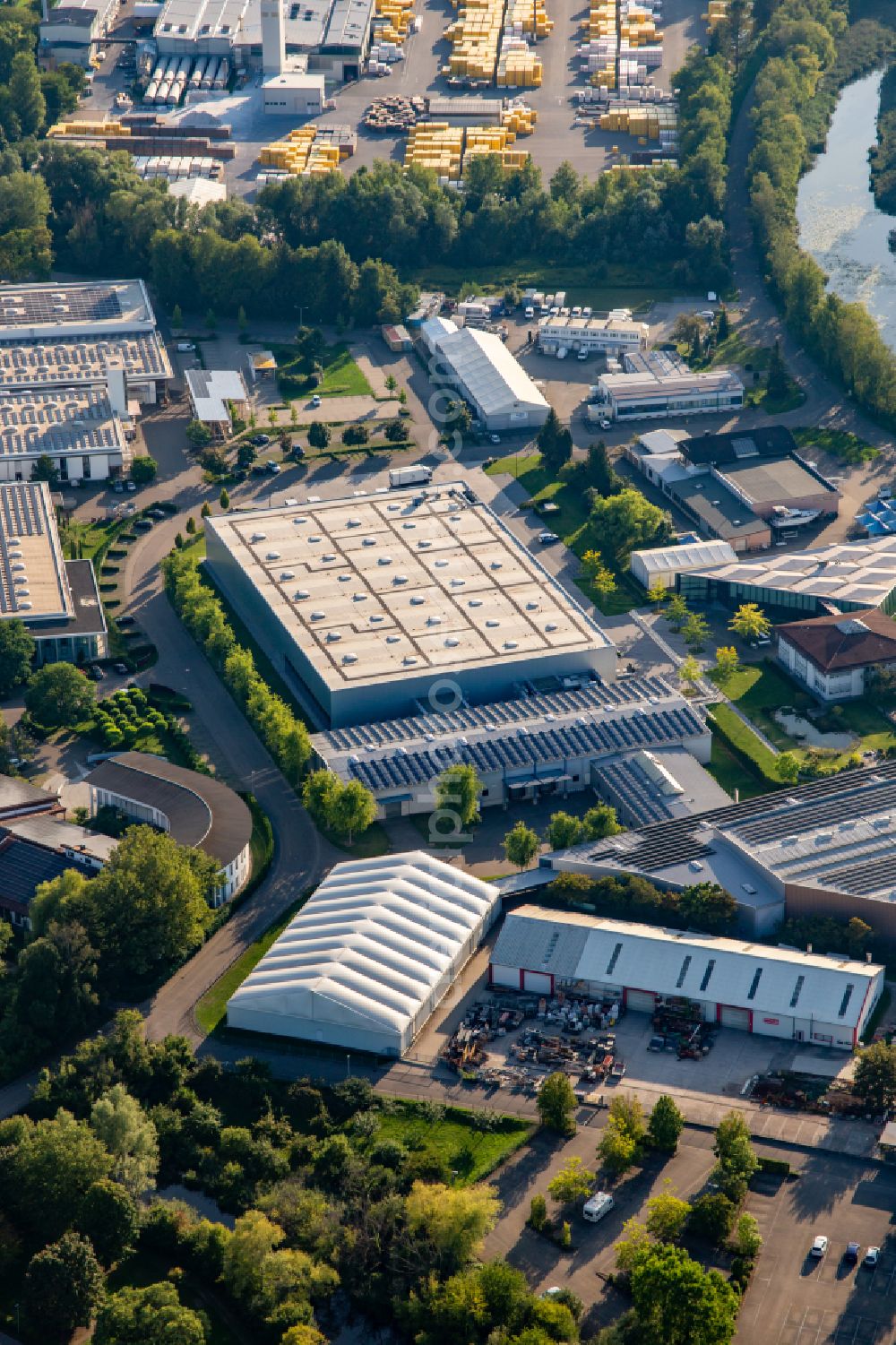 Aerial photograph Rheinau - Company grounds and facilities of Brunner GmbH on street Im Salmenkopf in Rheinau in the state Baden-Wuerttemberg, Germany