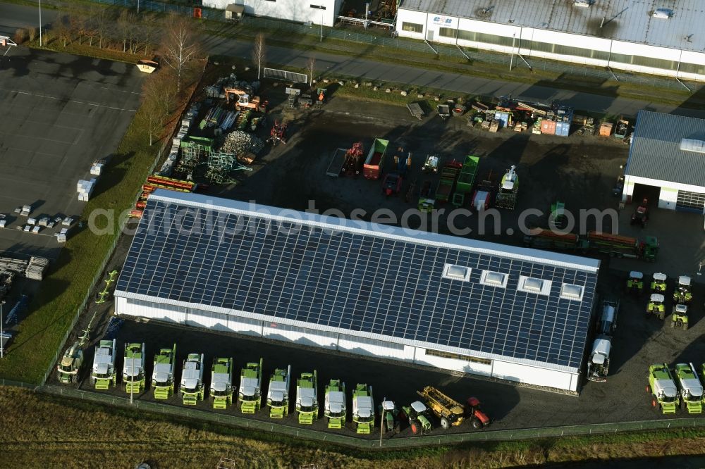 Jacobsdorf from the bird's eye view: Company grounds and facilities of Claas K & H Landmaschinenhandel Koeppen + Helmig GmbH in Jacobsdorf in the state Brandenburg