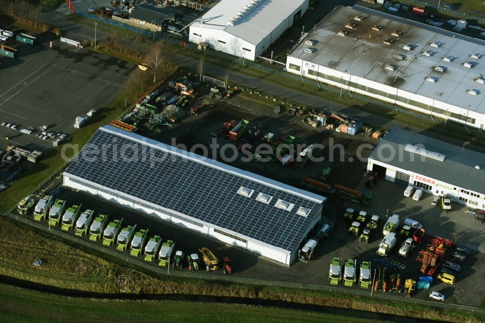 Aerial image Jacobsdorf - Company grounds and facilities of Claas K & H Landmaschinenhandel Koeppen + Helmig GmbH in Jacobsdorf in the state Brandenburg